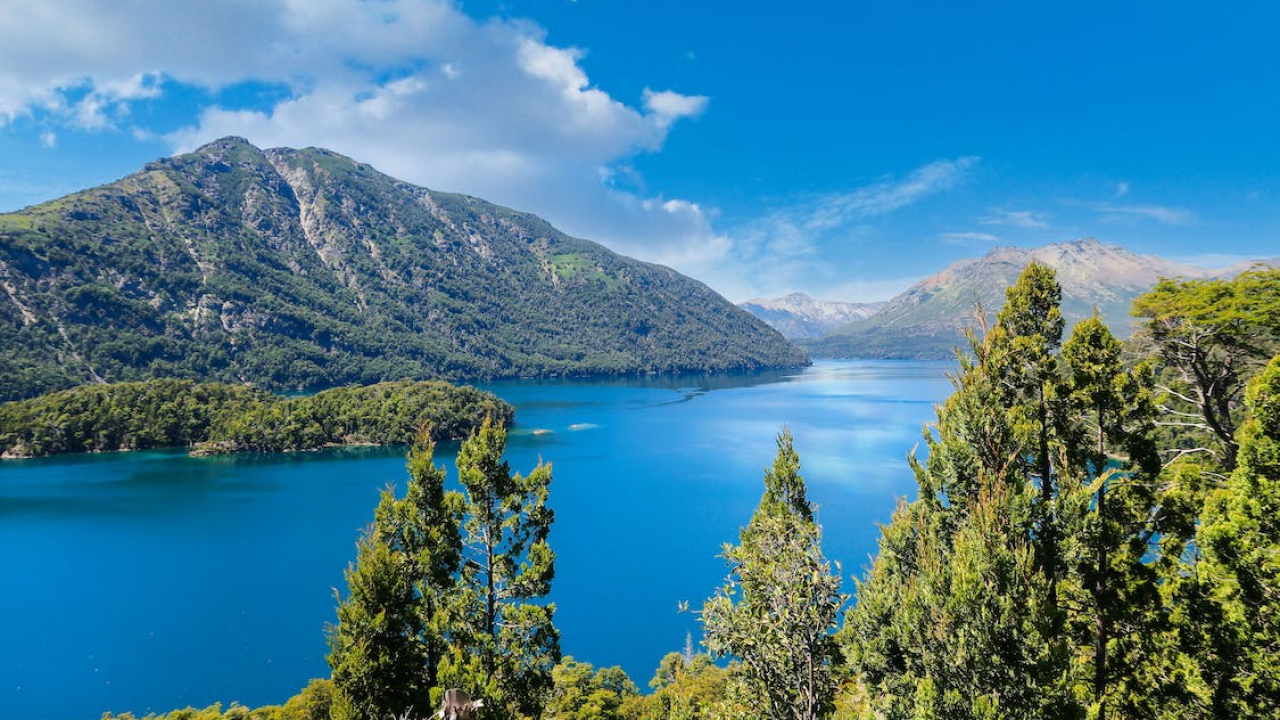 Danau Sano Nggoang
