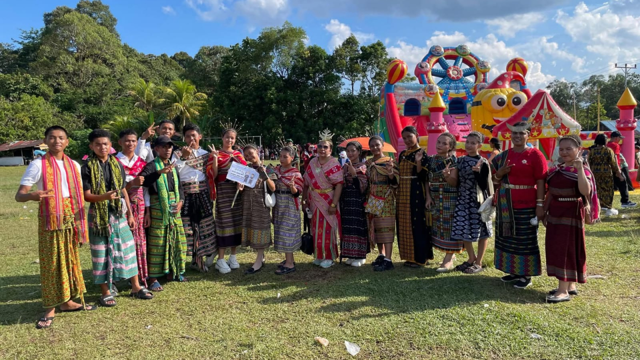 ACARA KARNAVAL DI KECAMATAN SEKAYAM