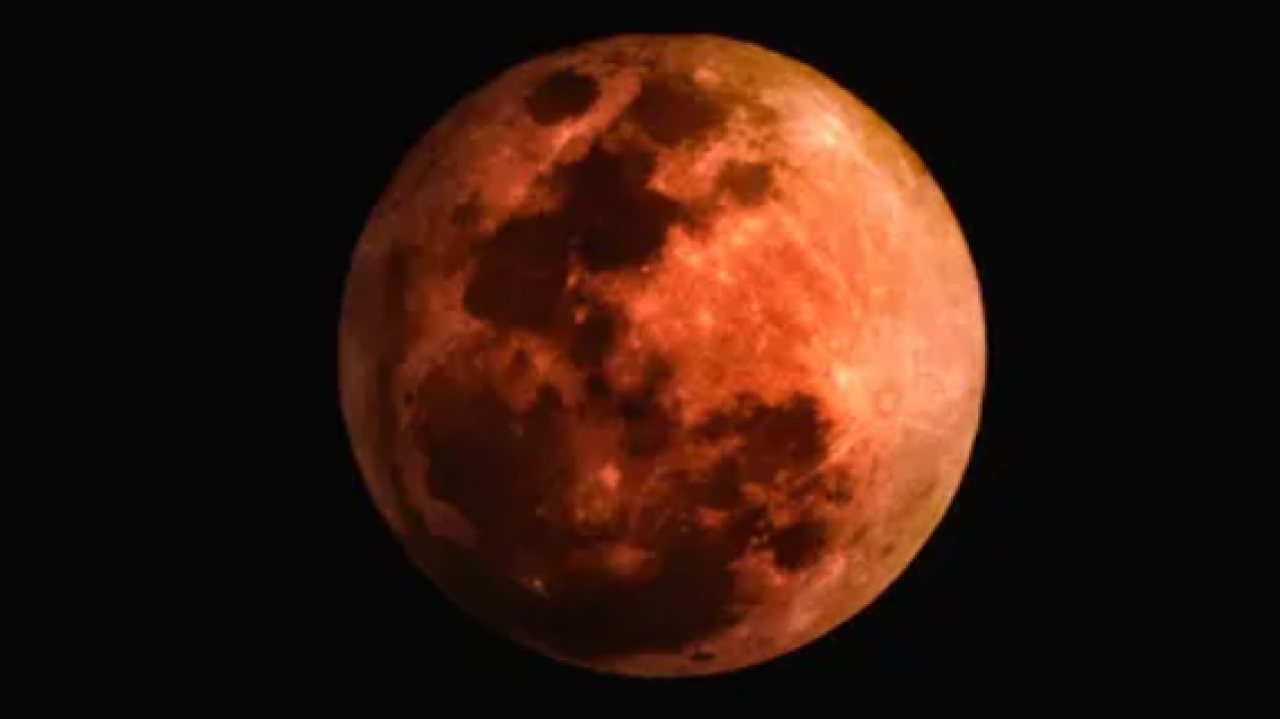 Supermoon dan Harvest Moon Hiasi Langit Indonesia 7 Oktober 2025