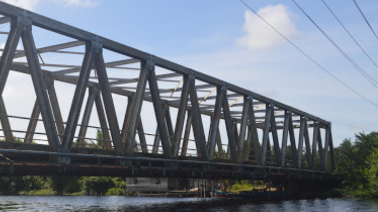 Jembatan Kuala Tolak