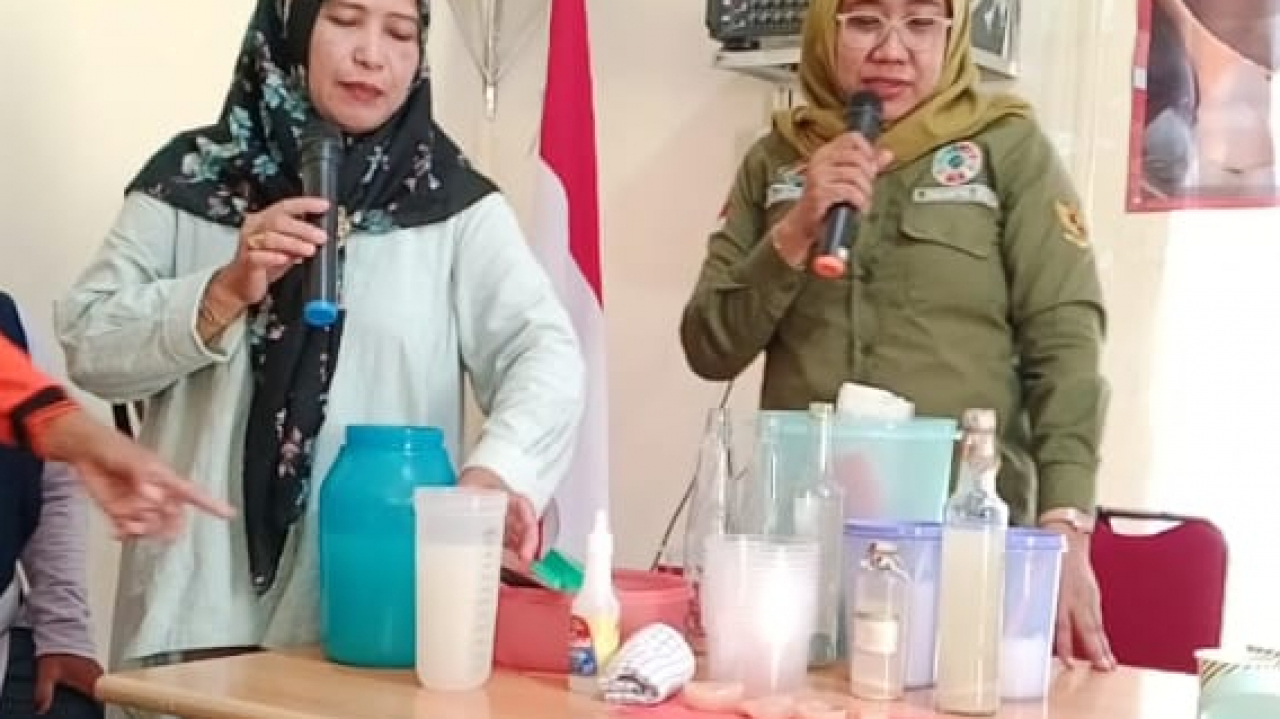 pelatihan pembuatan nata de coco