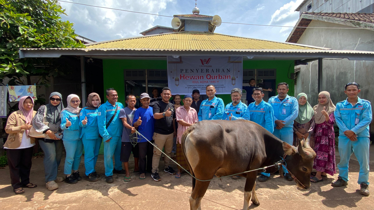 PENYERAHAN SECARA SIMBOLIS HEWAN QURBAN OLEH PT. WHW DALAM RANGKA HARI RAYA IDUL ADHA 1446 H