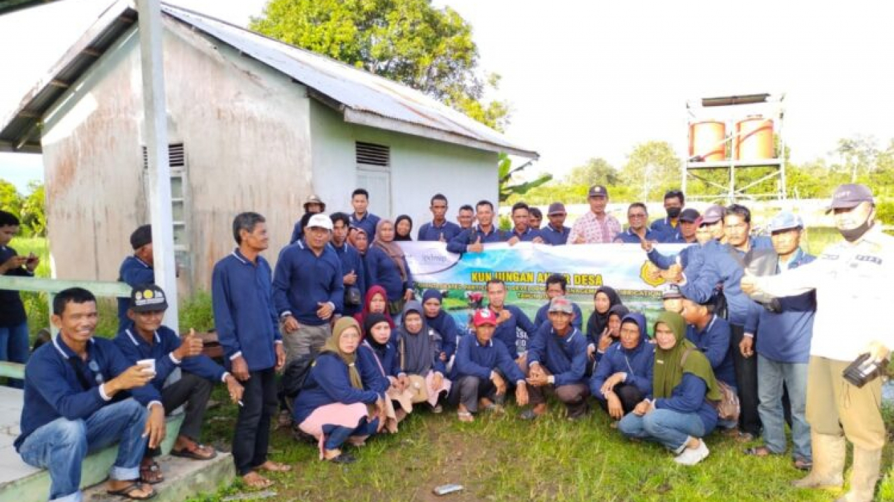Kunjungan ke Kendawangan, Petani IPDMIP MHU Dapat Pengetahuan Baru