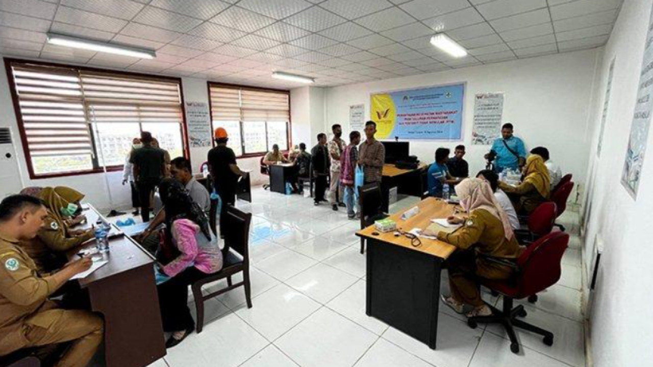 Komitmen PT WHW Terhadap Kesehatan Masyarakat, Berikan Pemeriksaan Kesehatan Gratis di Kendawangan