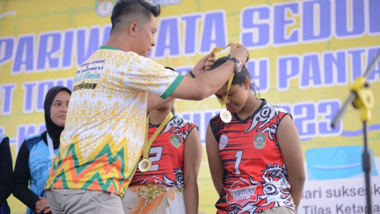 Daftar Juara Kejurda Junior dan Open Turnamen Voli Pantai Kalbar di Ketapang