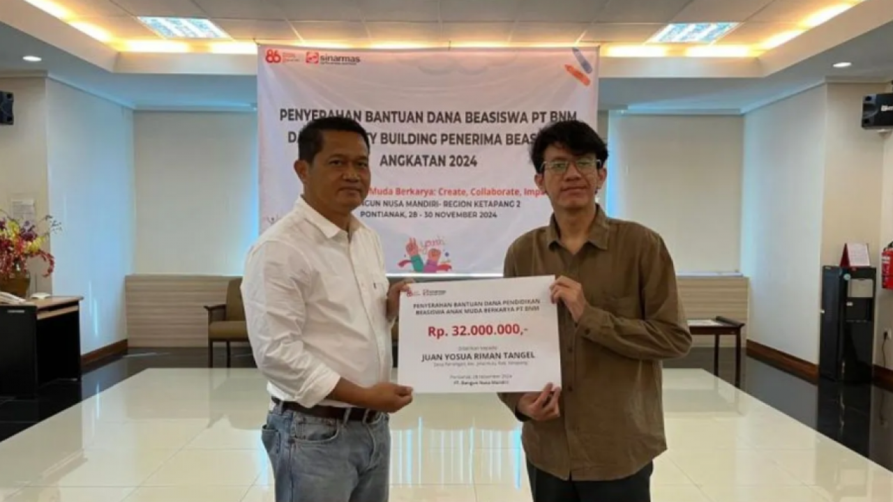BNM serahkan beasiswa anak muda berkarya di Ketapang