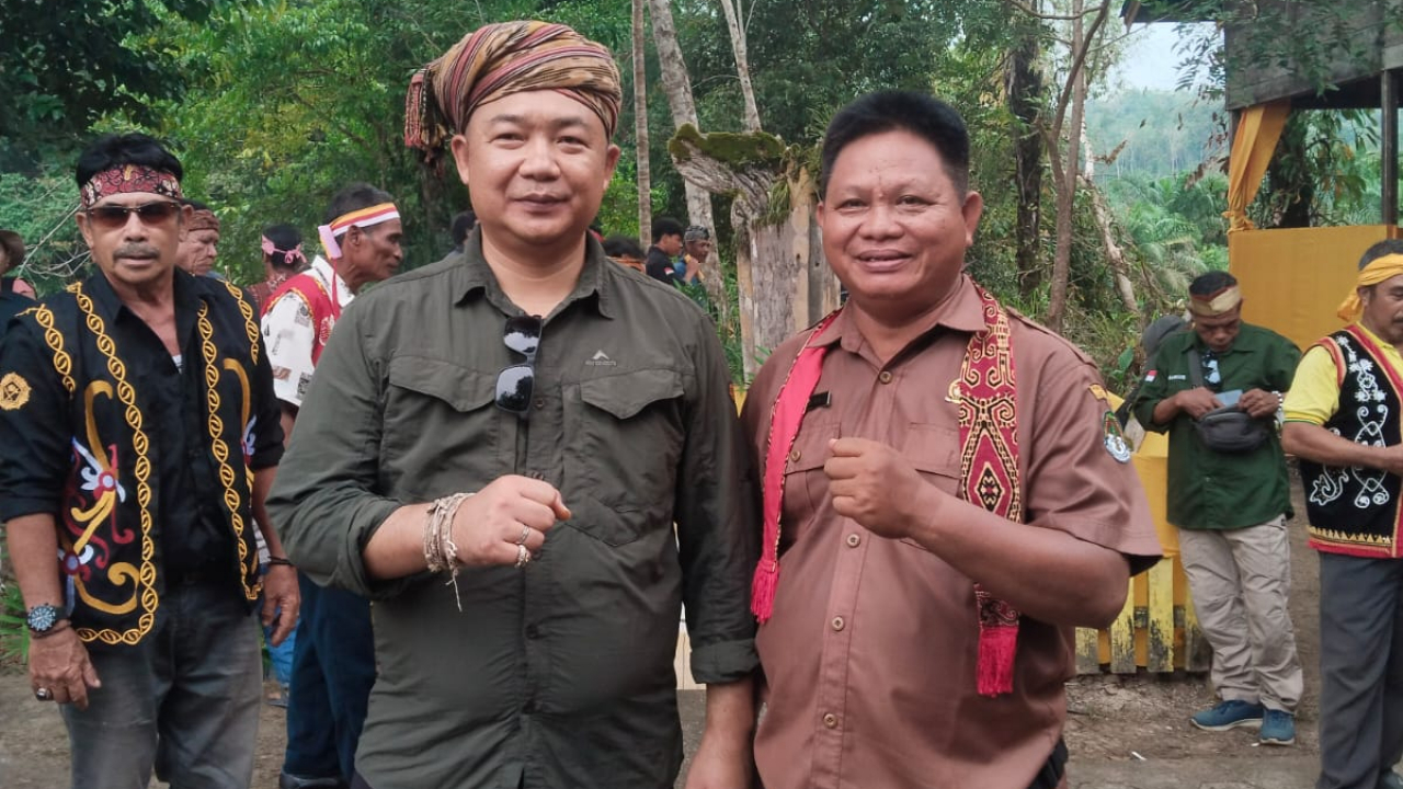 Kades Tanjung Beringin menghadiri Undangan Ritual Adat Mulang Niat di Keramat Akik Rajo Pindah.