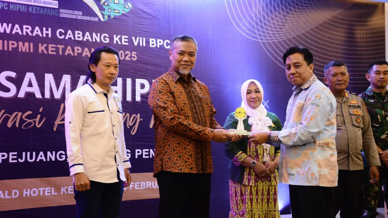 STAFF AHLI BUPATI BUKA MUSCAB KE-VII BPC HIPMI KETAPANG TAHUN 2025