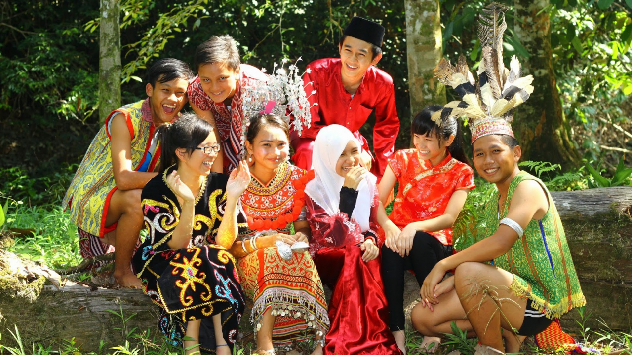 Sosial & Kearifan Lokal Masyarakat
