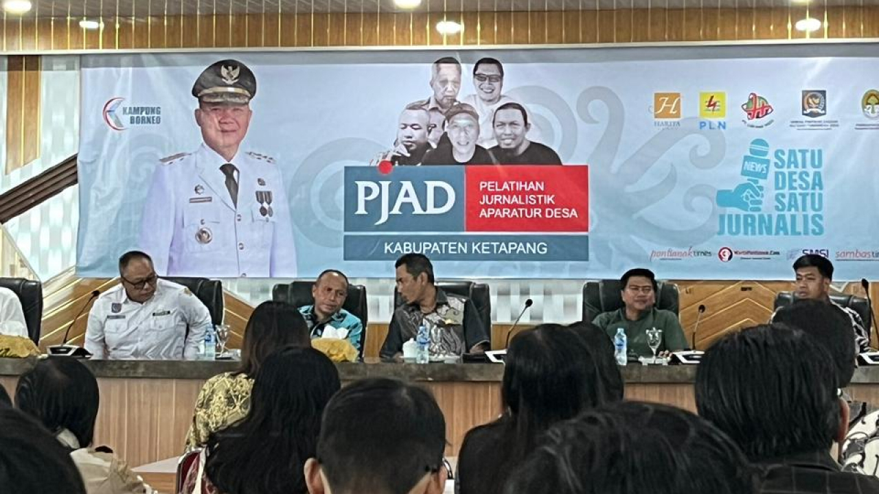 Pelatihan Jurnalis Kampung Borneo Dibuka di Ketapang