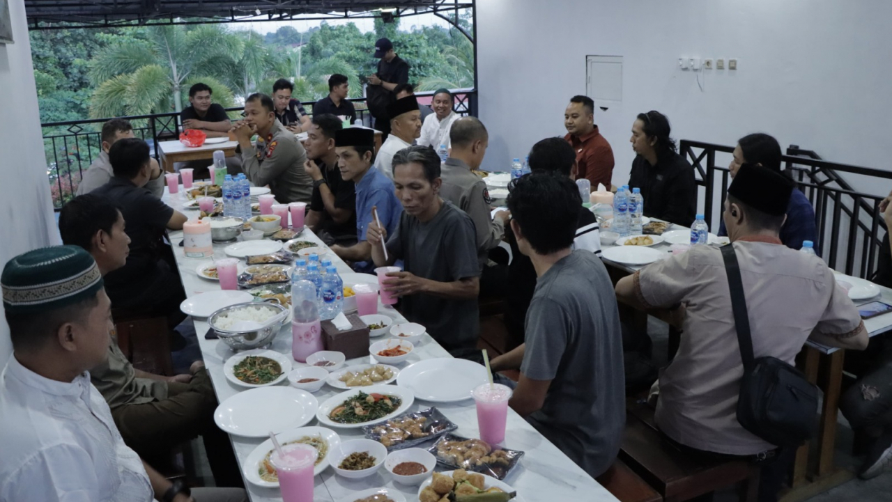 Polres Ketapang dan AJK Pererat Sinergi Melalui Buka Puasa Bersama