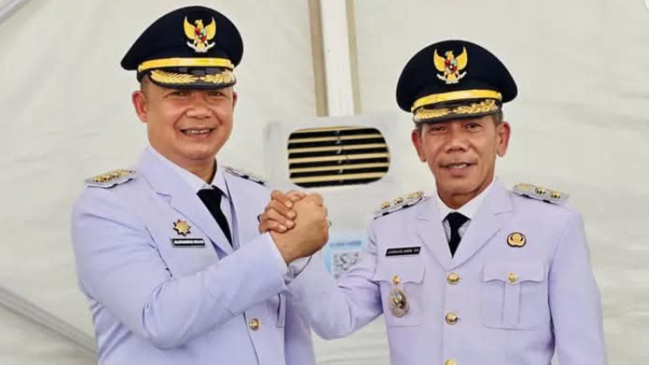 USAI DILANTIK BUPATI DAN WAKIL BUPATI KETAPANG UCAPKAN TERIMA KASIH KEPADA MASYARAKAT