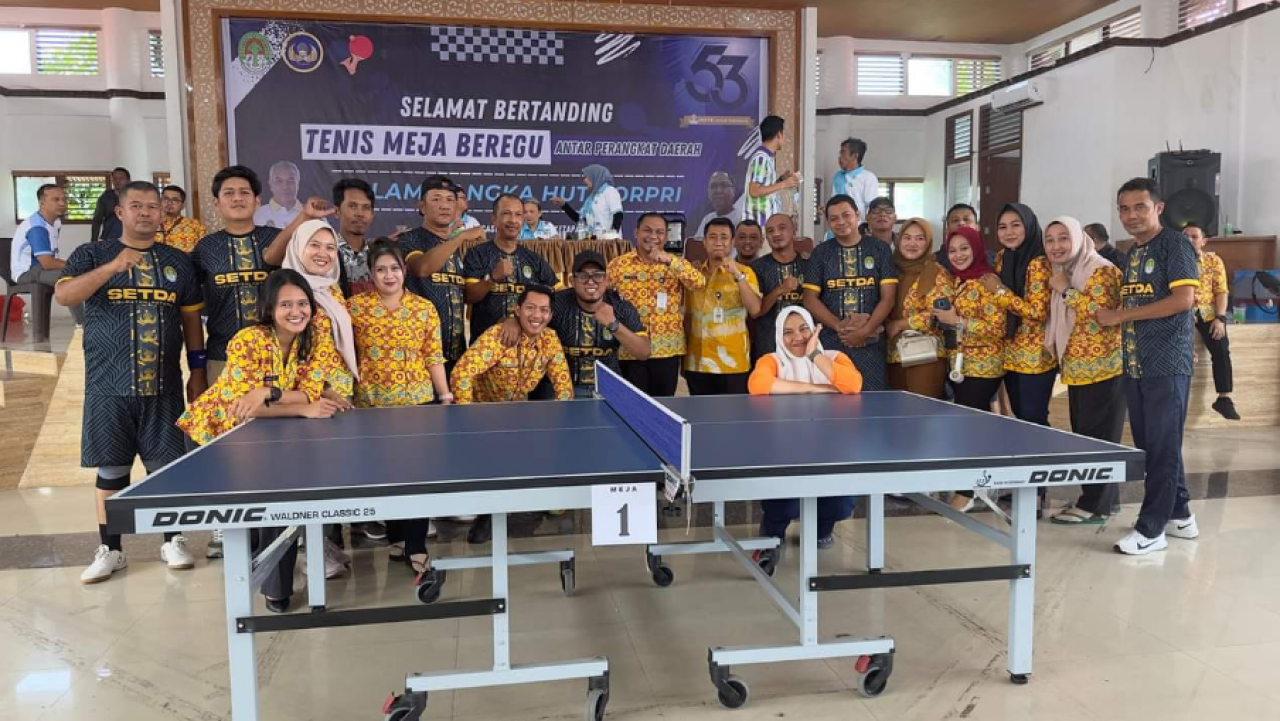 HUT Ke-53 KORPRI, Setda Ketapang Raih Juara Pertama Tenis Meja Beregu