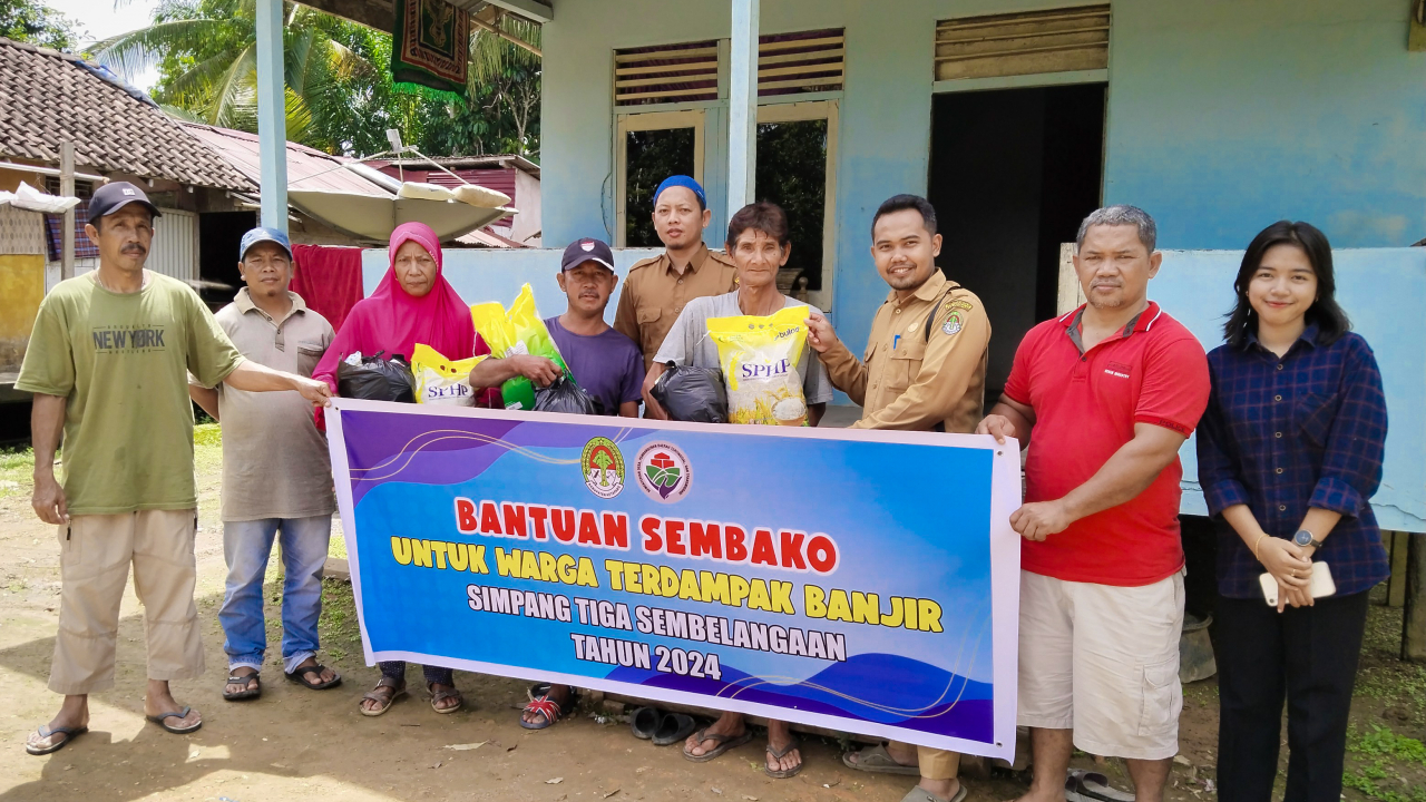 Banjir Bandang Rendam Ratusan Rumah di Desa Simpang Tiga Sembelangaan