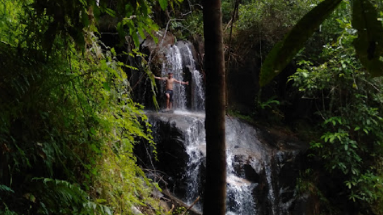 Air Terjun Bukit Seluruhan