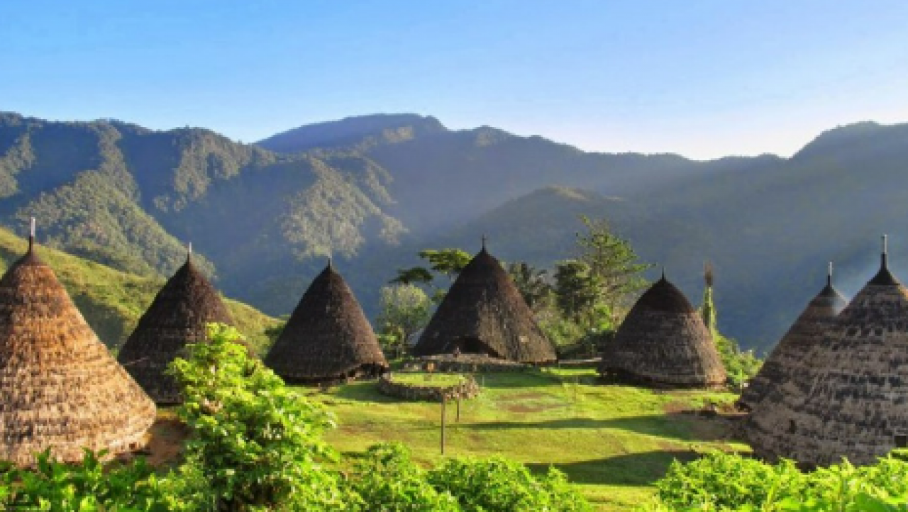 Potensi Pariwisata dan Budaya Lokal