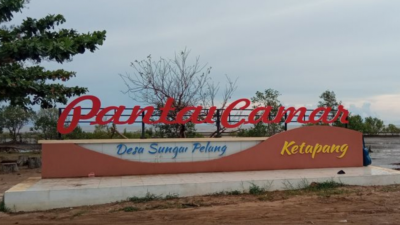 PANTAI CAMAR
