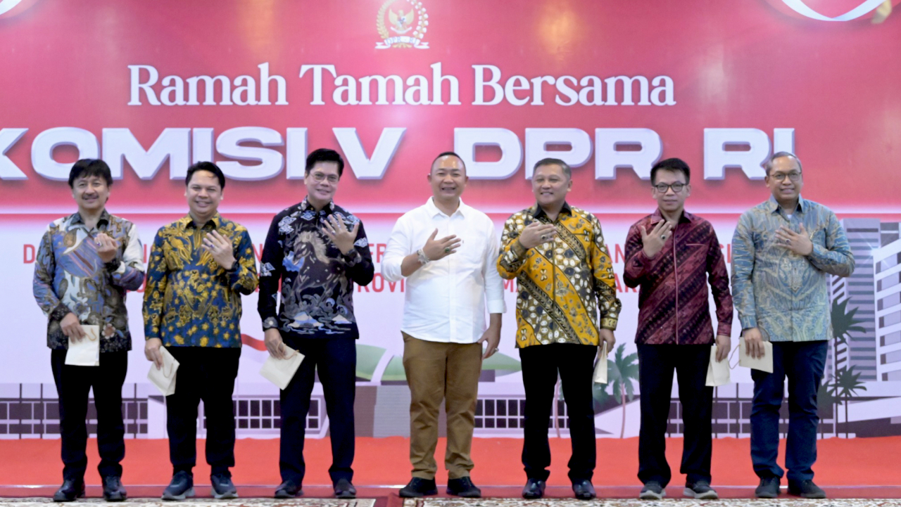 Bupati Ketapang Ramah-tamah Bersama Komisi V DPR RI, Para Dirjen, Dan Basarnas