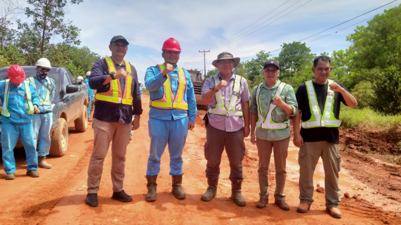 PT WHW Cepat Rehabilitasi Jalan Kendawangan Dukung Pembangunan Berkelanjutan di Kabupaten Ketapang