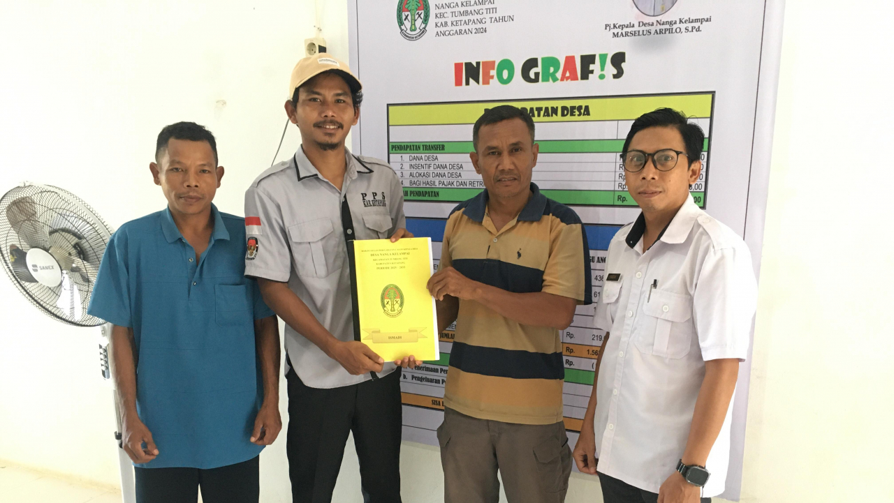 Serah Terima Berkas Calon Kades Nanga Kelampai Resmi Dilaksanakan