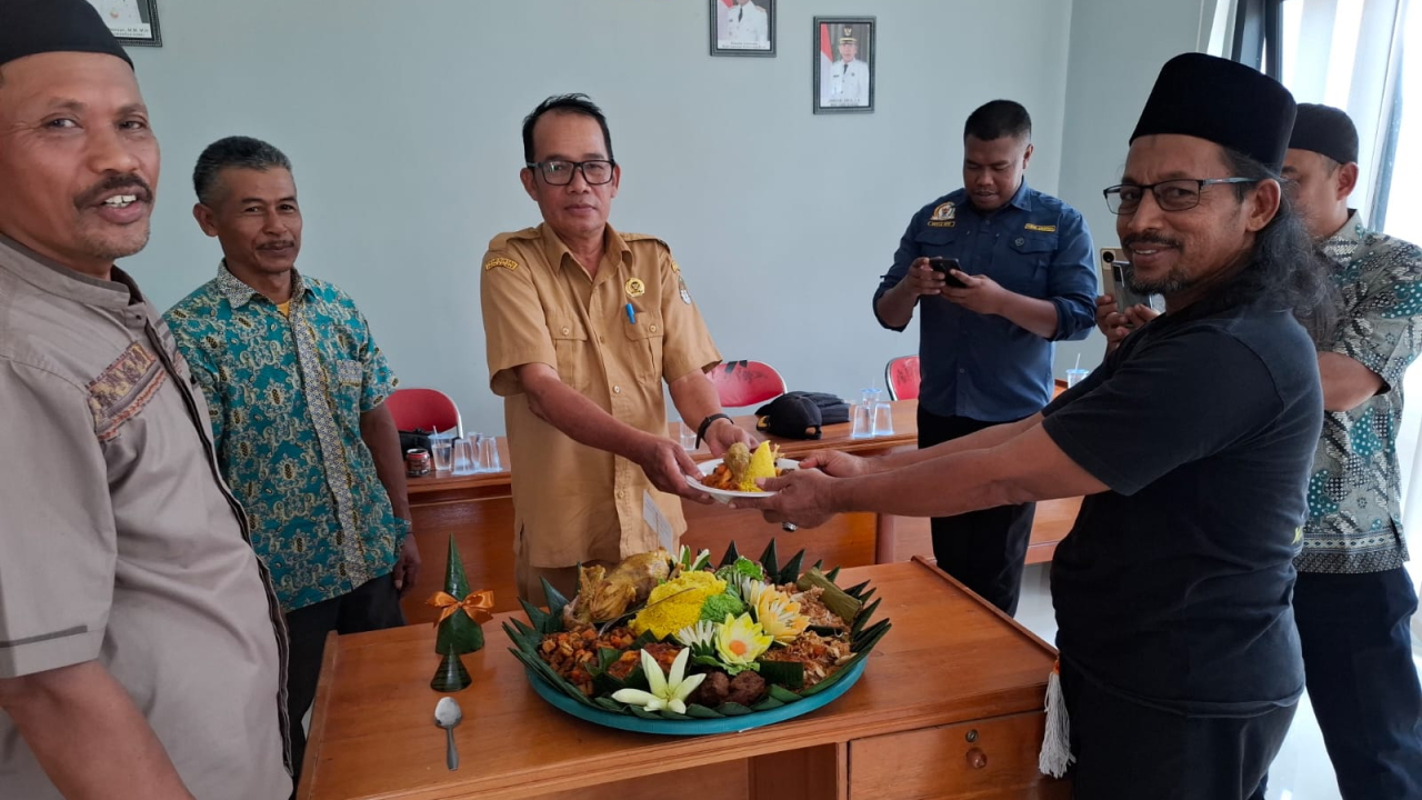Desa Belaban Tujuh Gelar Doa Bersama dan Pemotongan Tumpeng Peringati Hari Jadi Desa ke-27