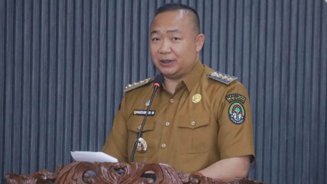 PIDATO PERDANA BUPATI KABUPATEN KETAPANG DI RAPAT PARIPURNA DPRD KETAPANG