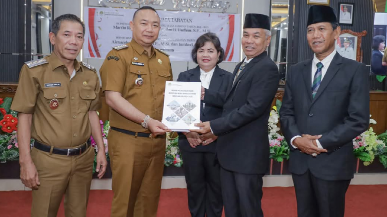 SERAH TERIMA JABATAN KEPALA DAERAH KABUPATEN KETAPANG