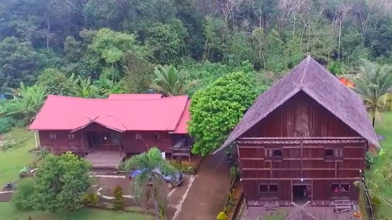 Air Terjun Tujuh Tingkat