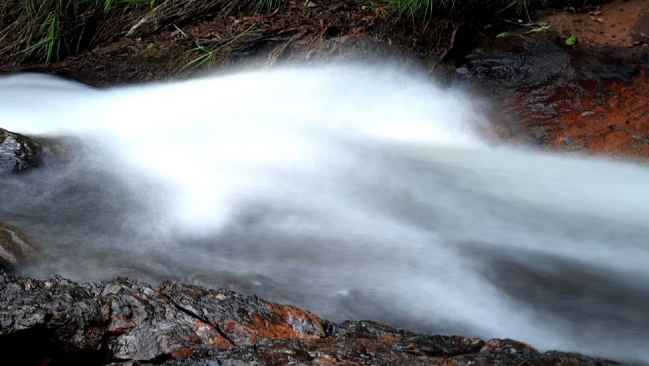 Air Terjun Silingan Begendum Karang Dangin