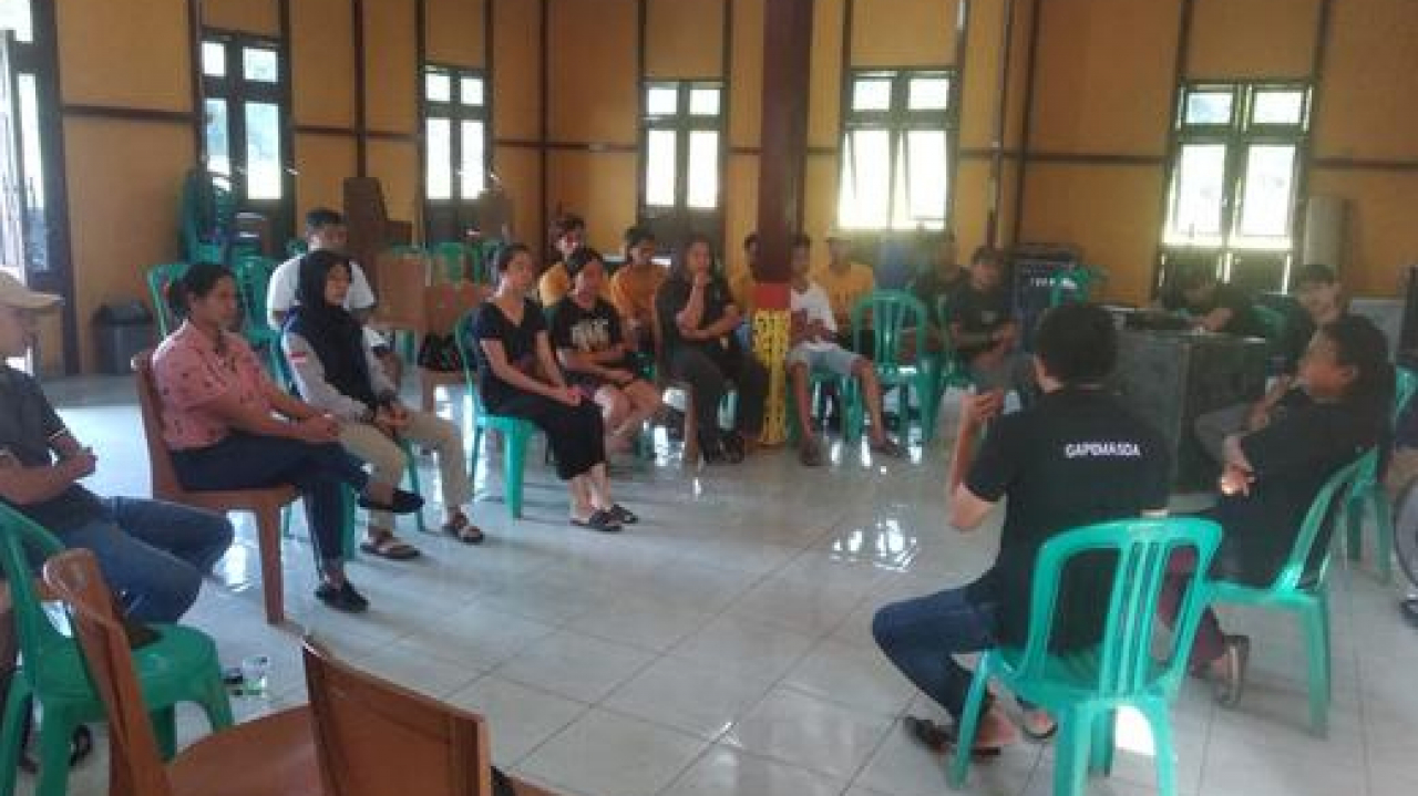 Sosialisasi Program Livelihoods Youth and Wash Kepada Pemuda Desa Teluk Runjai Kabupaten Ketapang