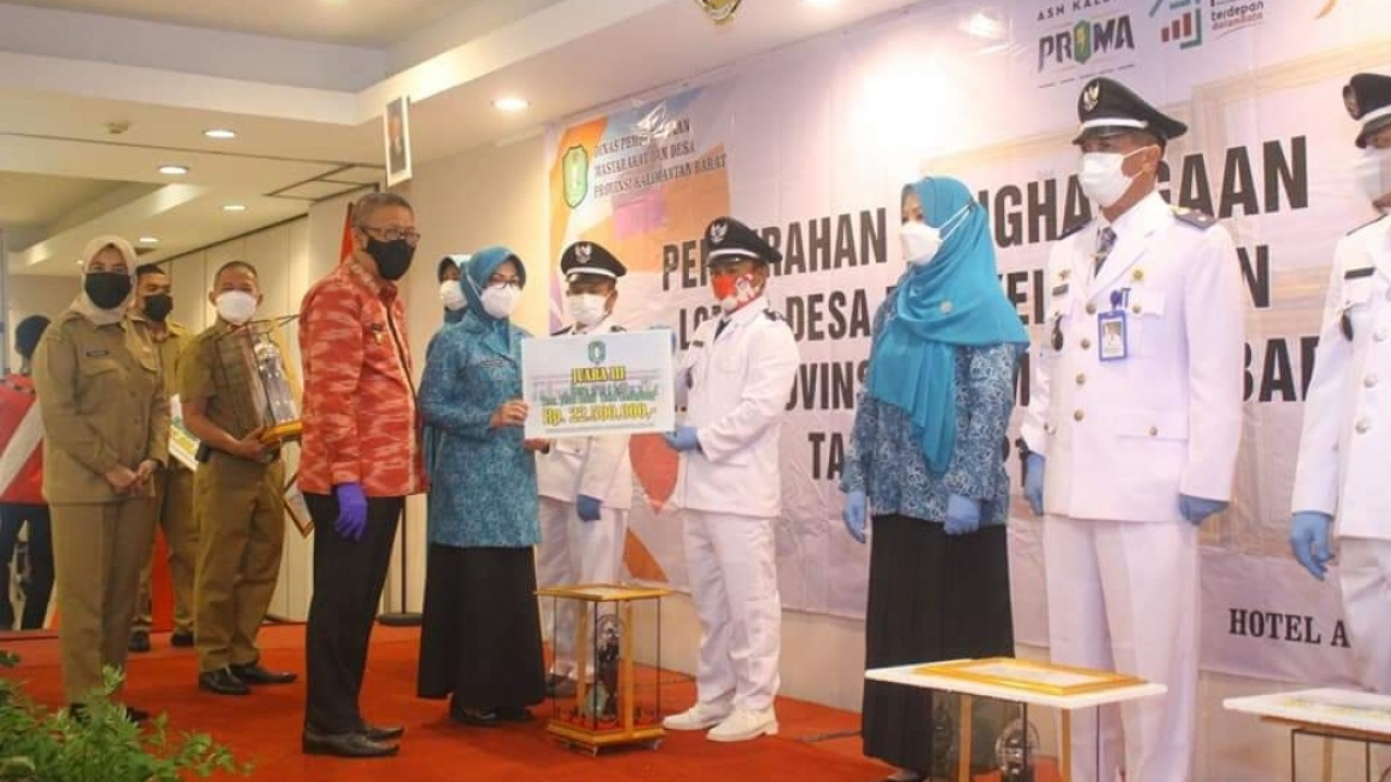 Selamat, Desa Perigi Jelai Hulu Raih Juara Tiga Lomba Desa Tingkat Provinsi