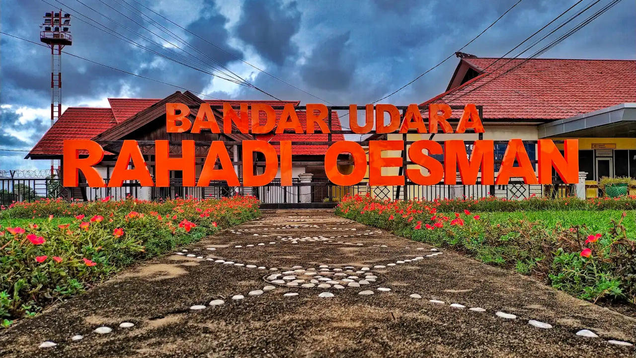 Rahadi Oesman Airport