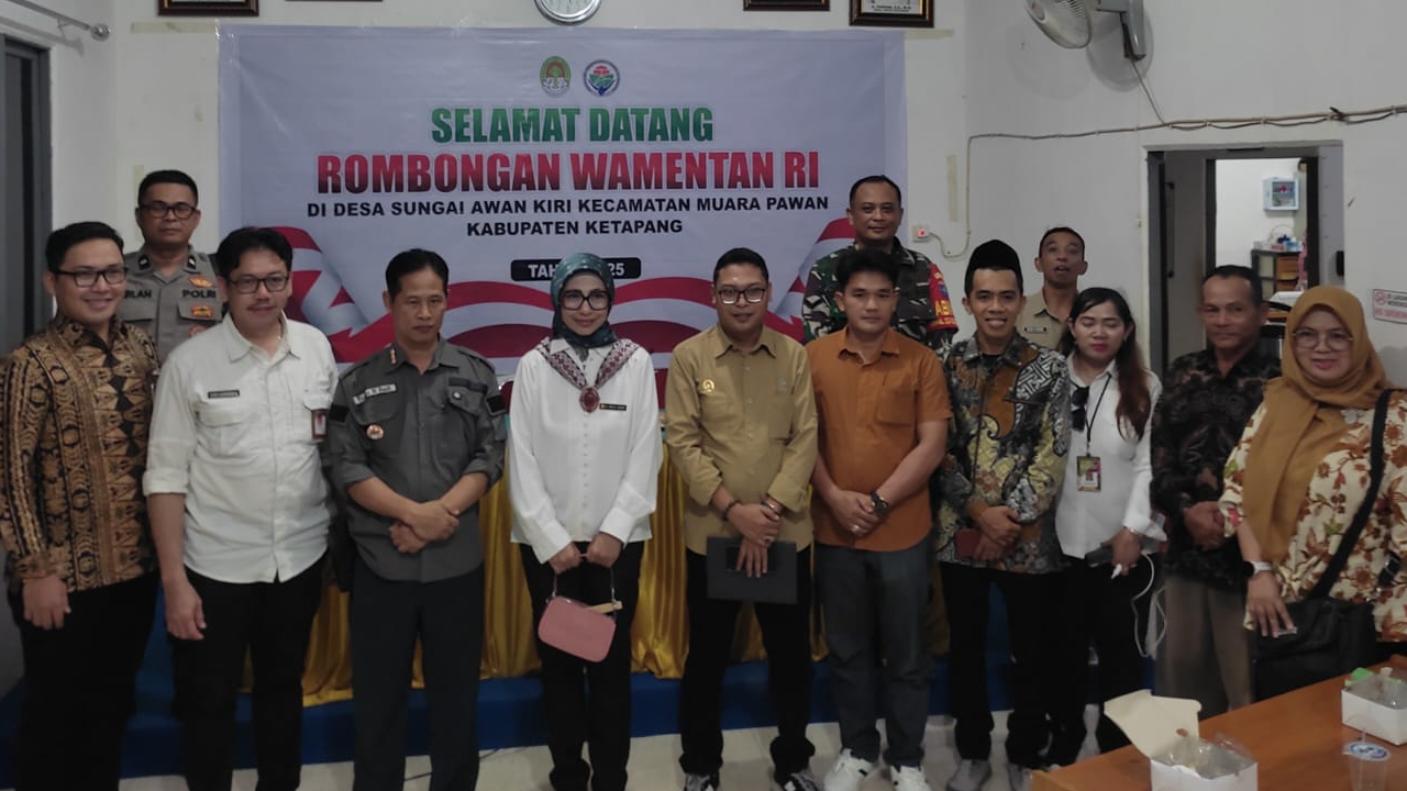Kepala Badan Penyuluhan dan Pengembangan SDM Pertanian menyambangi Desa Sungai Awan Kiri, terkait percontohan koperasi merah putih.