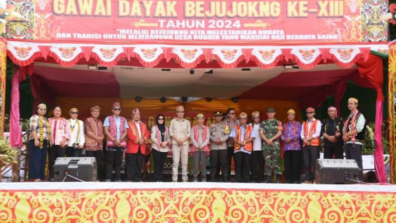 Gawai Dayak Bejujokng XIII Desa Gema Simpang Dua