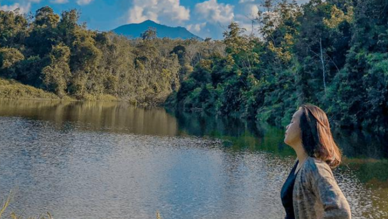 PARIWISATA DANAU MARAM