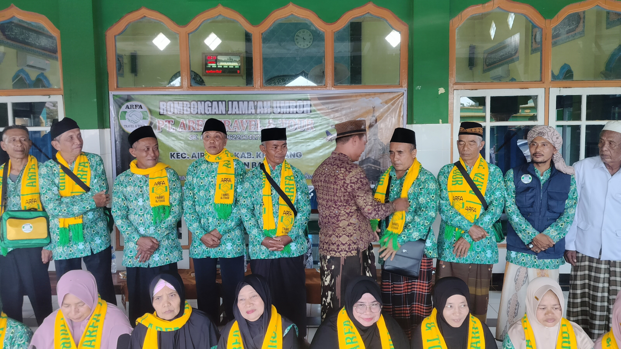 Kades Air Durian jaya resmi melepas jemaah umroh