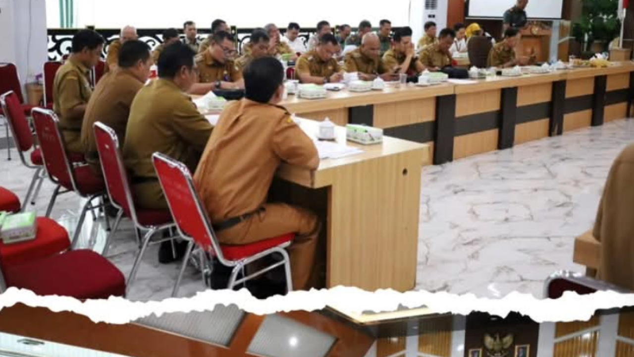 Bupati Ketapang Alexander Wilyo Pimpin Rapat Persiapan Pilkades Serentak Tahun 2025
