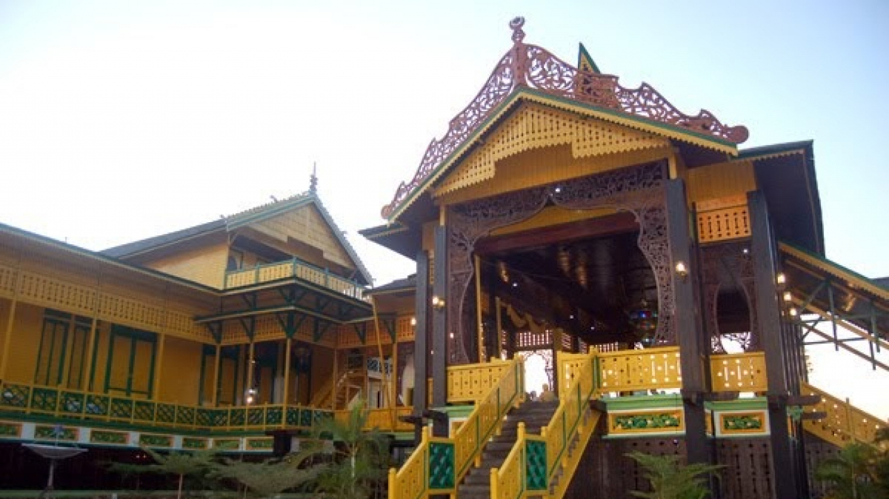 Rumah Adat Melayu Kyai Mangku Negeri