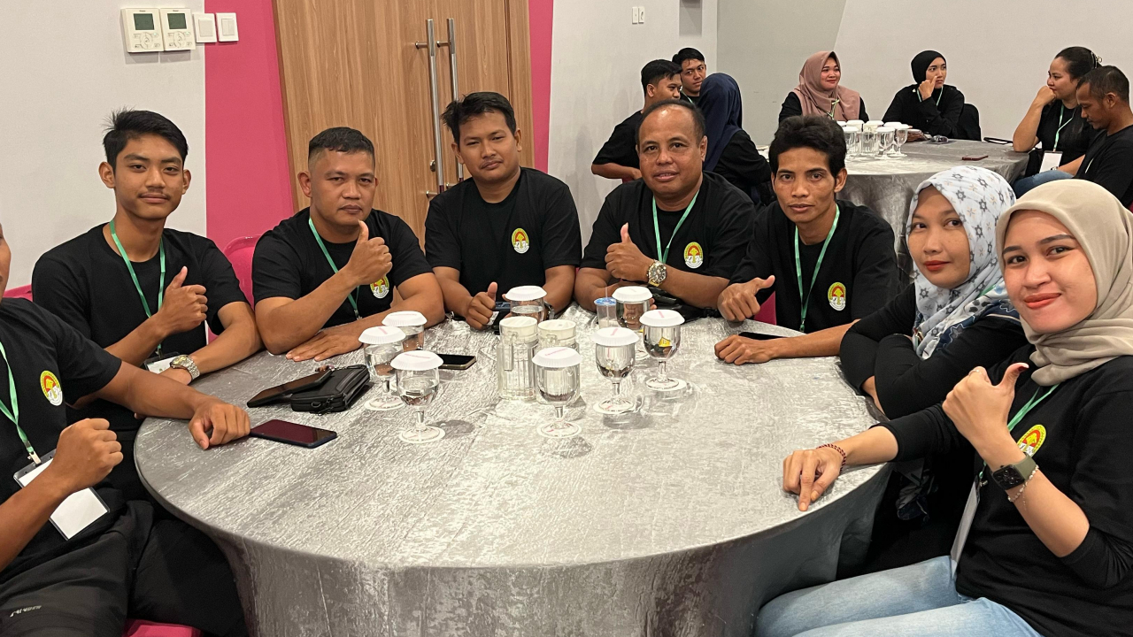 DIGITALDESA di Tanah Hitam: Aparatur Desa Melek Digital!