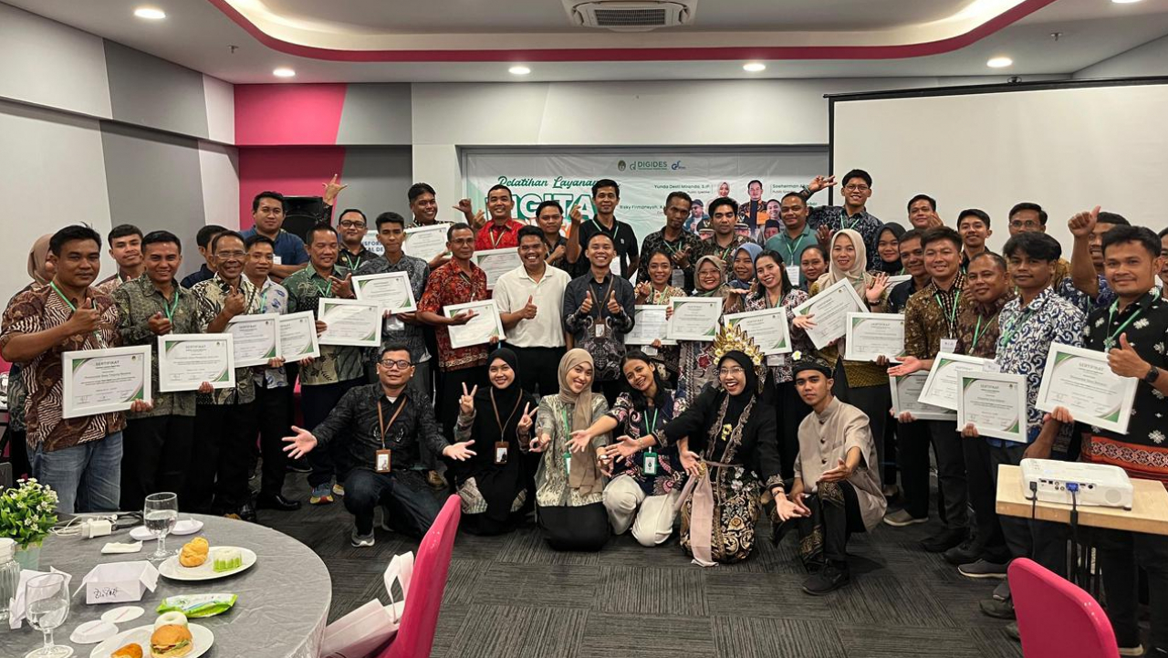 Desa Muara Gerunggang Menuju Era Digital: Pelatihan Transformasi di Pave City Mall Ketapang