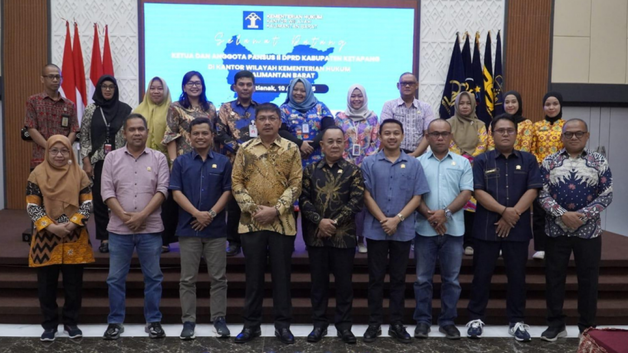 DPRD Kabupaten Ketapang Gelar Rapat Mediasi dan Konsultasi Raperda Penyandang Disabilitas Bersama Kemenkum Kalbar