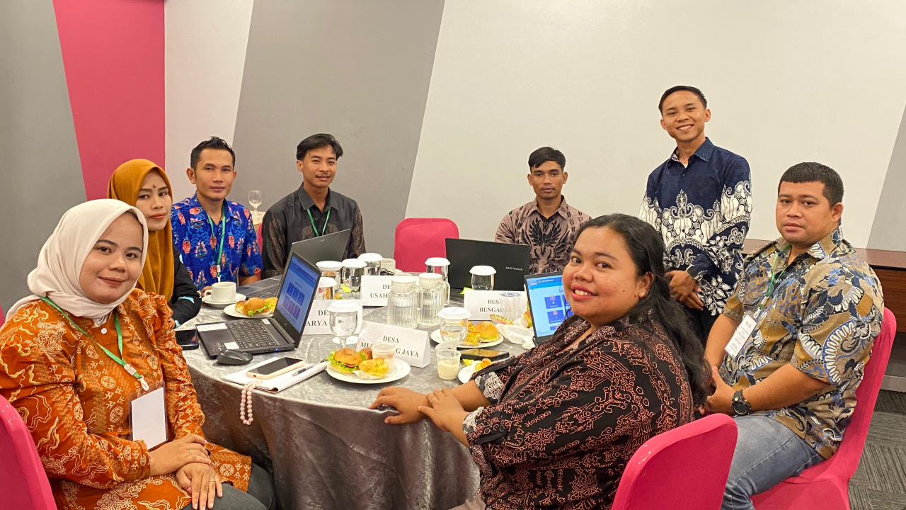 Pelatihan Digitalisasi Tingkatkan Pelayanan Publik di Desa Karya Mukti