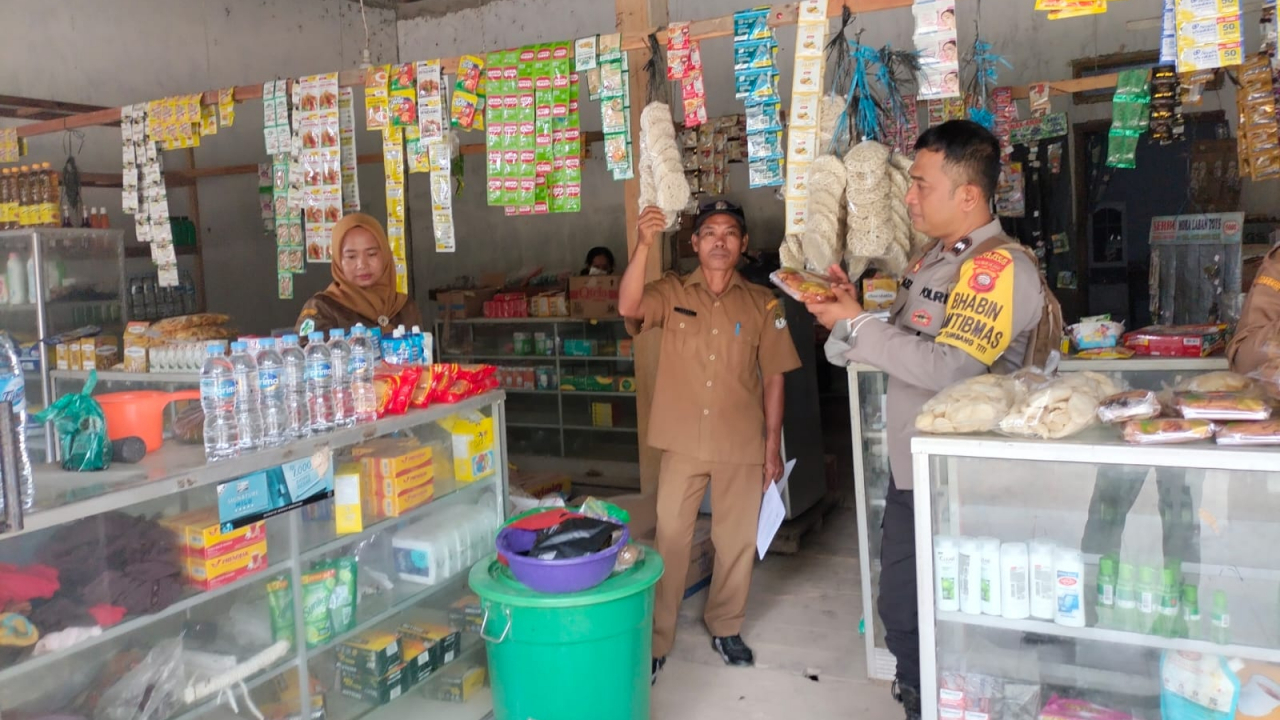 Jamin Keamanan Pangan Jelang Ramadan, Pemdes Jairan Jaya Gelar Sidak Pasar Serentak