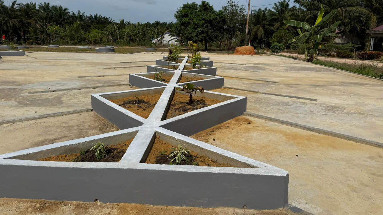 Desa Kepuluk: Taman Desa Makin Indah dengan Sentuhan Warna