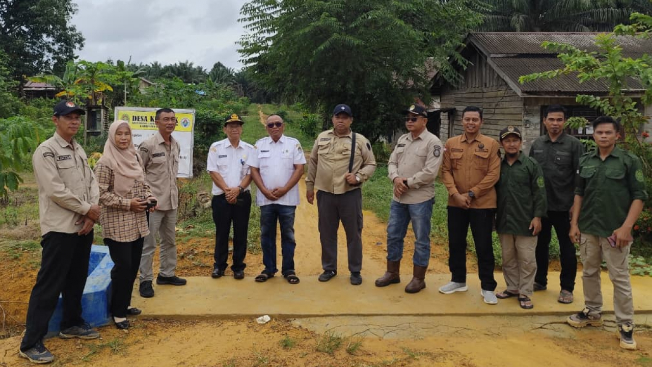 Monitoring dan Evaluasi Pembangunan APBDes Tahap 1 Tahun 2025 di Desa Kepuluk | Oleh Tim Evaluasi Kecamatan Sungai Melayu Rayak