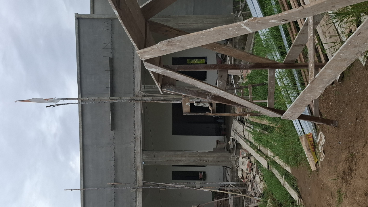 Pembangunan Kantor Desa Sungai Bemban Hampir Rampung