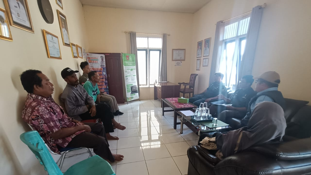 Sosialisasi Perhutanan Sosial KPHP Kobar di Desa Sabuai