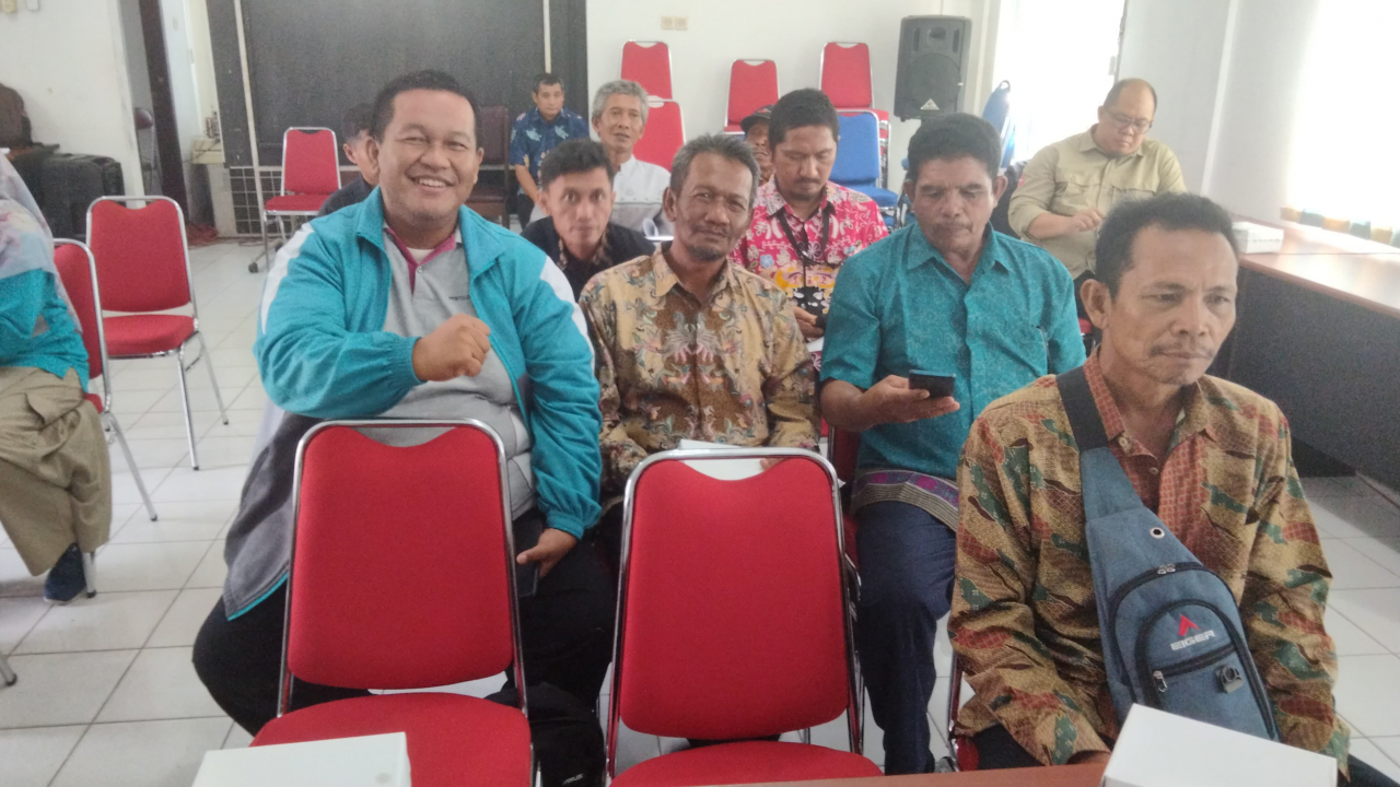 Kelompok Tani Desa Sabuai Ikuti Sosialisasi Perluasan Tanaman Kelapa Genjah