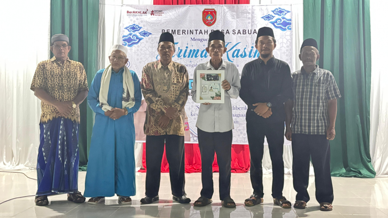 Pisah Kenang Purna Tugas Perangkat Desa Sabuai