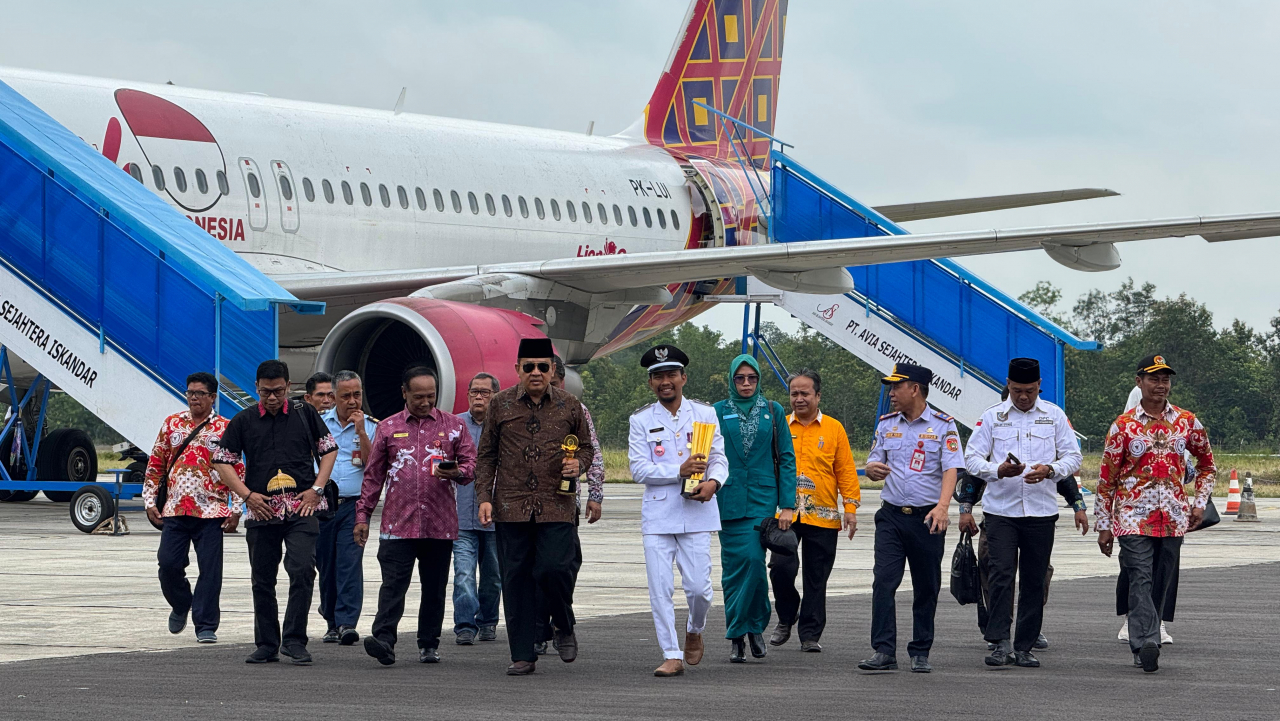 Pawai Meriah Sambut Juara Lomba Desa Tingkat Nasional di Desa Sabuai